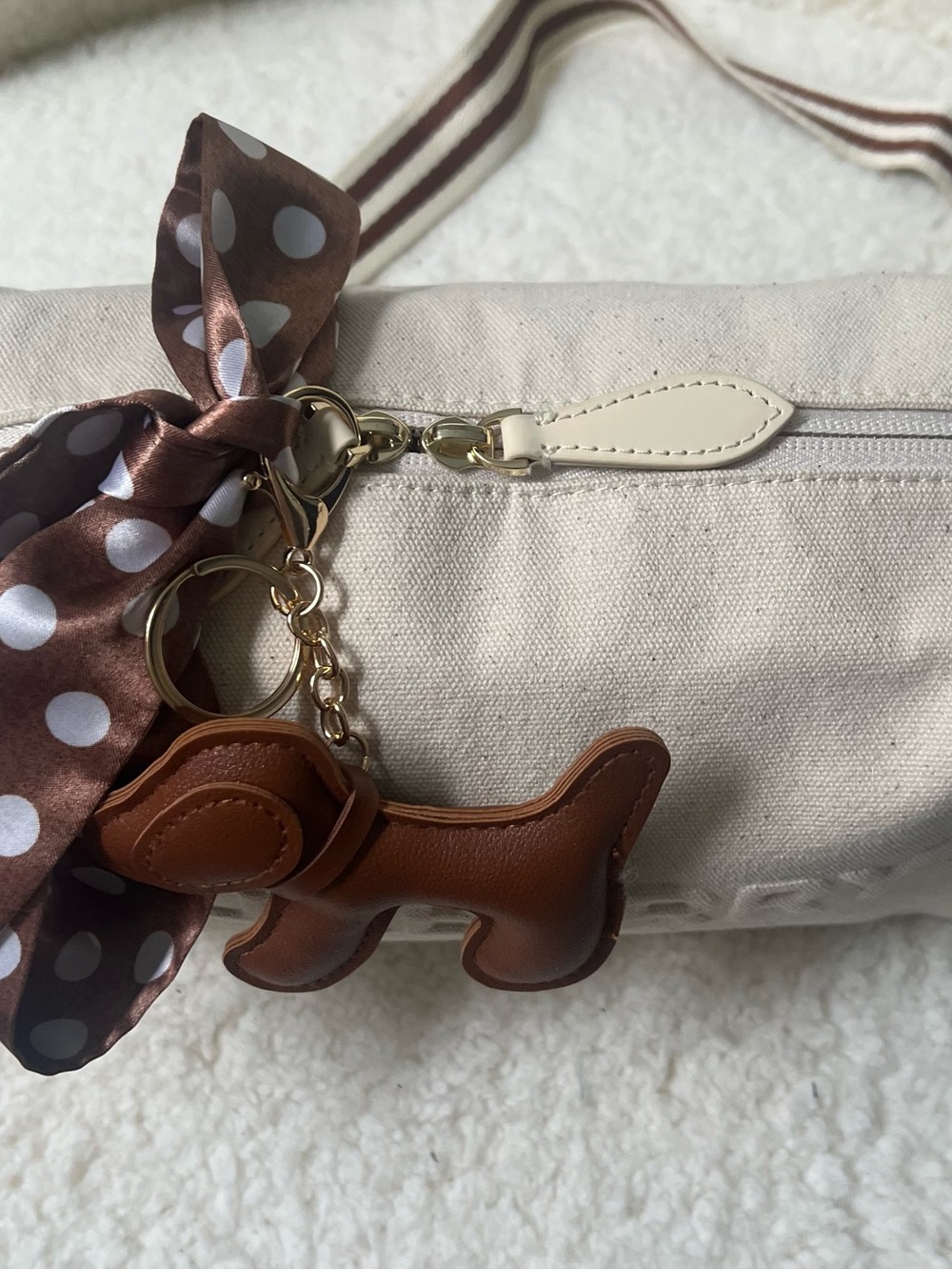 Burberry Cream Embossed Canvas Beauty Pouch Upcycled to Crossbody Purse - Picture 3 of 9
